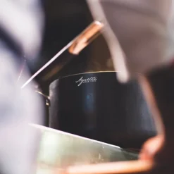 Agnelli AlBlack Casseruola Alta Induzione In Alluminio Antiaderente 5mm Con Manico Cool Inox