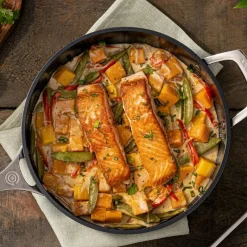 26 cm - Le Creuset Essential Padella Sautè con Coperchio Antiaderente Con Rivestimento In Ceramica In Acciaio Inox