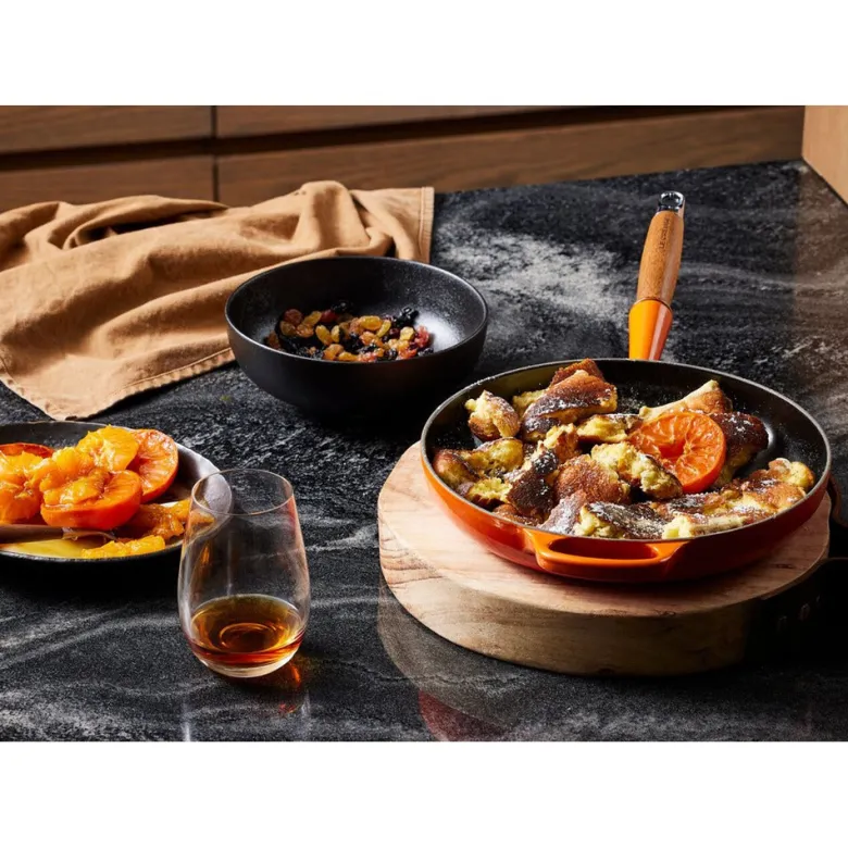 24 cm - Le Creuset Tradition Padella In Ghisa Smaltata con Manico In Legno