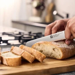 20 cm - Zwilling 4 Stars Coltello Pane Seghettato In Acciaio Inox