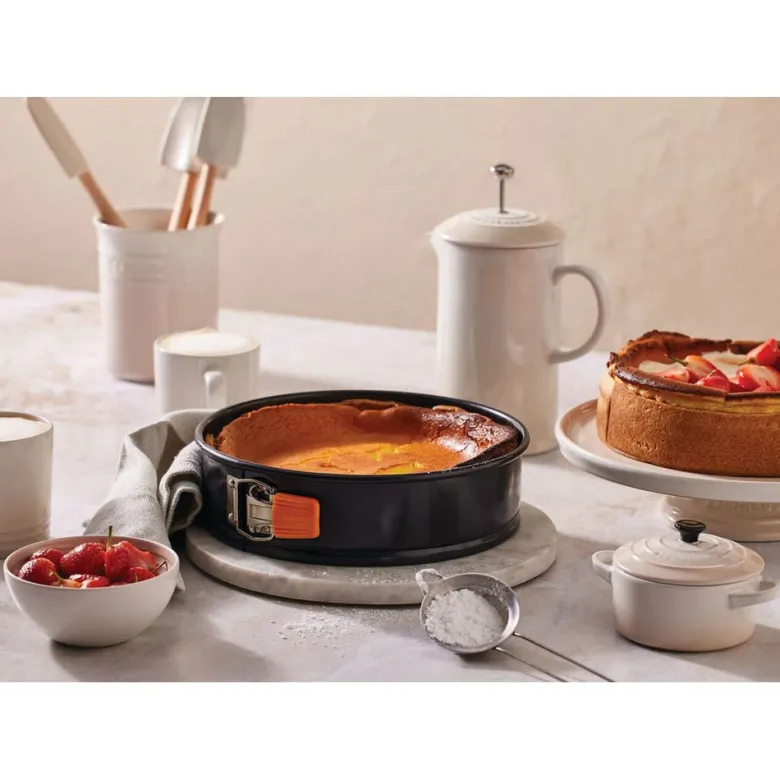 Le Creuset Tortiera Apribile Rotonda Antiaderente