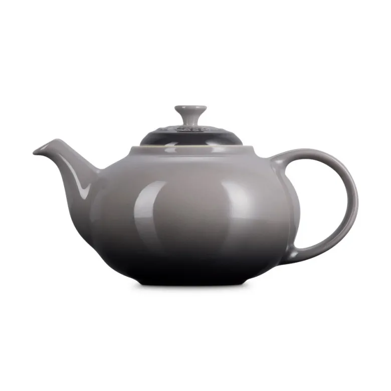 1.3 L - Le Creuset Classic Stoneware Teapot with Metal Infuser