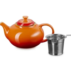 1.3 L - Le Creuset Classic Stoneware Teapot with Metal Infuser
