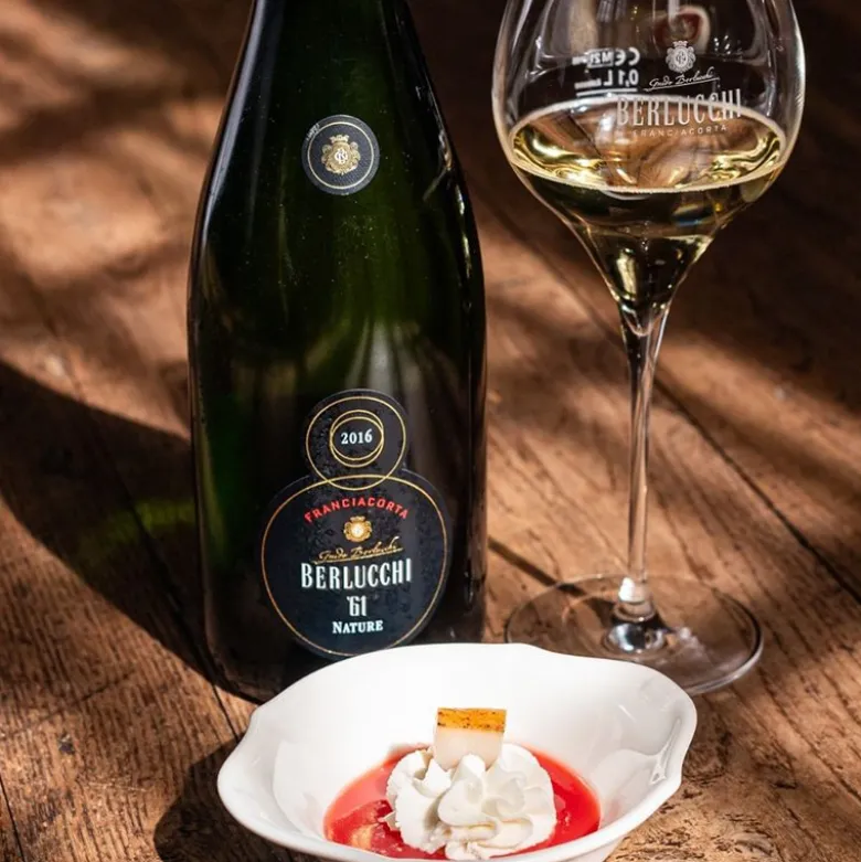 61 Nature Millesimato Franciacorta DOCG 2016 Cantine Berlucchi
