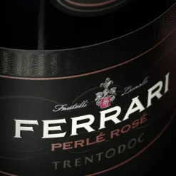 Perle Rosè Trento DOC 2015 Magnum Cantine Ferrari