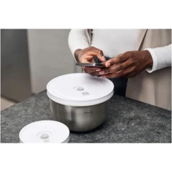 Zwilling Fresh & Save Kit Sottovuoto Con Contenitori In Acciaio e Pompetta Per Sottovuoto - Set 9 Pz
