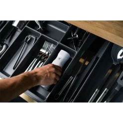 Zwilling Fresh & Save Pompetta Per Sottovuoto Con Base di Ricarica In Plastica